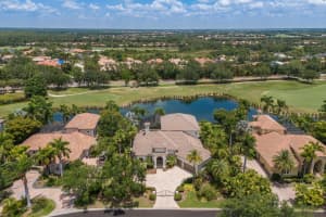 7211 PASADENA GLEN, LAKEWOOD RANCH, FL 34202 Sold 08/29/25