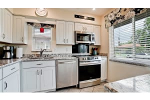 3305 NOTRE DAME PLACE, BRADENTON, FL 34207 - MLS#MFRA4655891