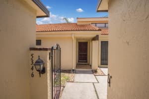 5346 HUNTINGWOOD COURT, SARASOTA, FL 34235 - MLS#MFRA4655925