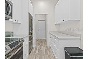 2420 VALENTINE ST, SARASOTA, FL 34238 - MLS#MFRA4655940