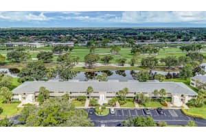 7110 FAIRWAY BEND LANE, SARASOTA, FL 34243 - MLS#MFRA4655954