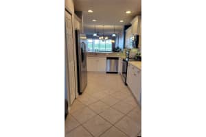 5691 KEY LARGO COURT, BRADENTON, FL 34203 - MLS#MFRA4655956
