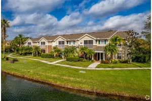 8815 MANOR LOOP, LAKEWOOD RANCH, FL 34202 - MLS#MFRA4656006