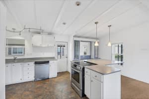 6710 36TH AVENUE, PALMETTO, FL 34221 Sold 07/31/25