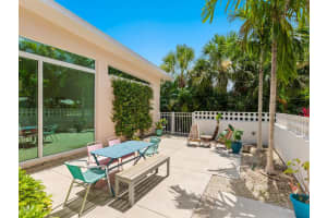 2265 CLEMATIS STREET, SARASOTA, FL 34239 Sold 08/29/25