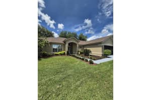 15917 Mercott Ct, CLERMONT