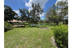 5803 GARDEN LAKES PALM, BRADENTON, FL 34203 Sold 08/15/25