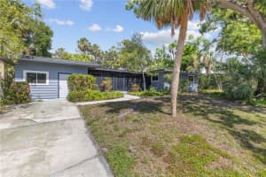 2850 BON AIR AVENUE, SARASOTA, FL 34234 - MLS#MFRA4656144