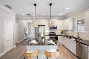 12261 STUART DRIVE, VENICE, FL 34293 Sold 08/08/25