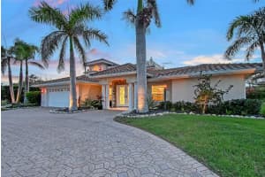 571 Birdie Ln, LONGBOAT KEY