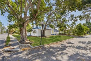 719 22ND STREET, BRADENTON, FL 34205 - MLS#MFRA4656198