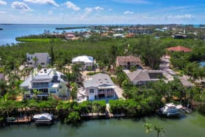 663 PENFIELD STREET, LONGBOAT KEY, FL 34228 Sold 07/28/25
