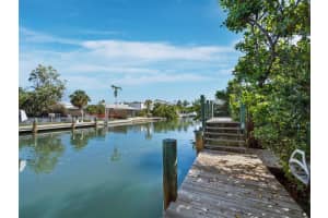 663 PENFIELD STREET, LONGBOAT KEY, FL 34228 Sold 07/28/25