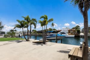 3715 101ST STREET, BRADENTON, FL 34210 - MLS#MFRA4656318