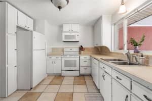 846 42ND STREET, SARASOTA, FL 34234 - MLS#MFRA4656328