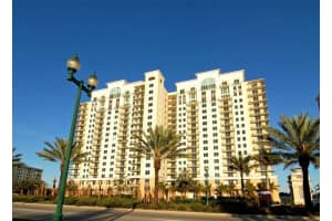 800 N Tamiami Trl #203, SARASOTA