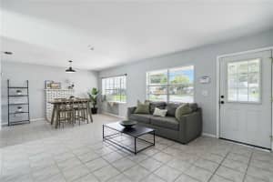 111 66TH STREET COURT, BRADENTON, FL 34208 - MLS#MFRA4656337