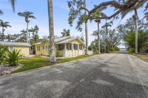 403 29TH STREET, BRADENTON, FL 34205 Sold 09/08/25
