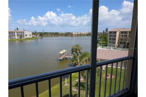 3665 Lake Bayshore Dr #j-509, BRADENTON