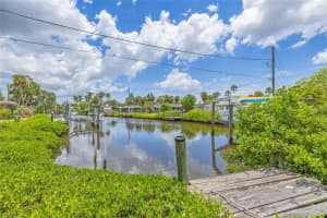 336 HIGHLAND SHORES DR, ELLENTON, FL 34222 - MLS#MFRA4656395