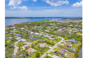 336 HIGHLAND SHORES DR, ELLENTON, FL 34222 - MLS#MFRA4656395