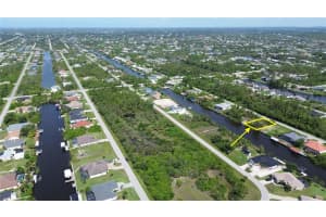 15656 ALDAMA CIRCLE, PORT CHARLOTTE, FL 33981 - MLS#MFRA4656399