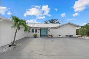 538 MAGELLAN DRIVE, SARASOTA, FL 34243 - MLS#MFRA4656417
