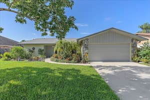 4814 COUNTRY OAKS BOULEVARD, SARASOTA, FL 34243 - MLS#MFRA4656431