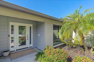 4814 COUNTRY OAKS BOULEVARD, SARASOTA, FL 34243 - MLS#MFRA4656431