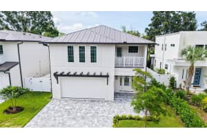 2590 FLOYD STREET, SARASOTA, FL 34239 - MLS#MFRA4656501