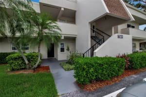 7301 W. COUNTRY CLUB DRIVE, SARASOTA, FL 34243 Sold 09/30/25
