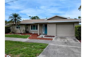 8904 VAMO ROAD, SARASOTA, FL 34231 - MLS#MFRA4656544