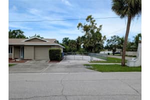 8904 VAMO ROAD, SARASOTA, FL 34231 - MLS#MFRA4656544