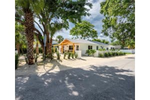 2189 HILLVIEW STREET, SARASOTA, FL 34239 - MLS#MFRA4656588