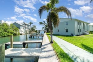 522 PINE AVENUE, ANNA MARIA, FL 34216 Sold 12/08/25