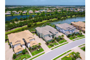 7387 DIVOT LOOP, LAKEWOOD RANCH, FL 34202 Sold 09/02/25