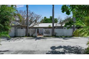 259 POLK DRIVE, SARASOTA, FL 34236 Sold 08/29/25