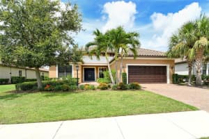 4916 Tivoli Run, BRADENTON