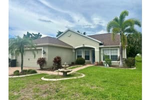 6144 Bobby Jones Ct, PALMETTO