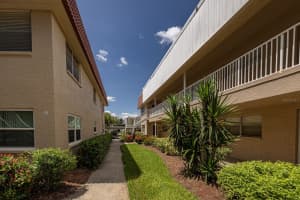 10037 62ND TERRACE, ST PETERSBURG, FL 33708 - MLS#MFRA4656703