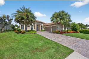 5104 BENITO COURT, BRADENTON, FL 34211 - MLS#MFRA4656710
