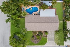 1004 68th St Nw, BRADENTON