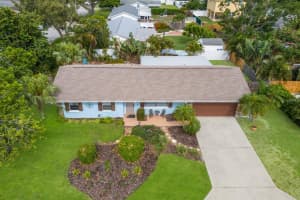 1004 68TH STREET, BRADENTON, FL 34209 - MLS#MFRA4656725