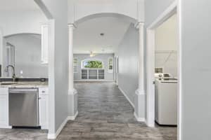 1042 WHITEGATE COURT, SARASOTA, FL 34232 Sold 08/28/25