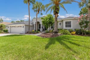 10022 LAUREL VALLEY AVENUE CIRCLE, BRADENTON, FL 34202 - MLS#MFRA4656796