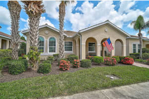 5662 Fossano Dr, SARASOTA
