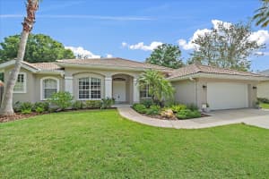 5619 OAK GROVE COURT, SARASOTA, FL 34233 - MLS#MFRA4656854