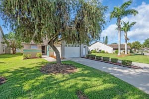 327 40TH COURT, PALMETTO, FL 34221 Sold 08/07/25