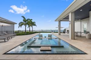 676 REGATTA WAY, BRADENTON, FL 34208 - MLS#MFRA4656866
