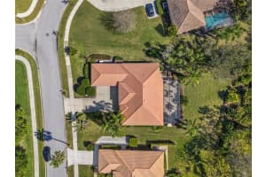 8445 LONE EAGLE WAY, SARASOTA, FL 34241 - MLS#MFRA4656867